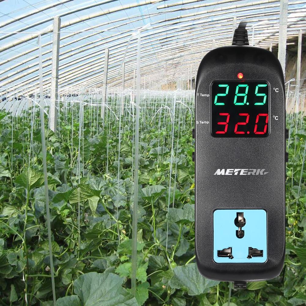 Meterk Electronic Thermostat with LED display, designed for precise temperature control in breeding applications, featuring a compact design and tool bag.